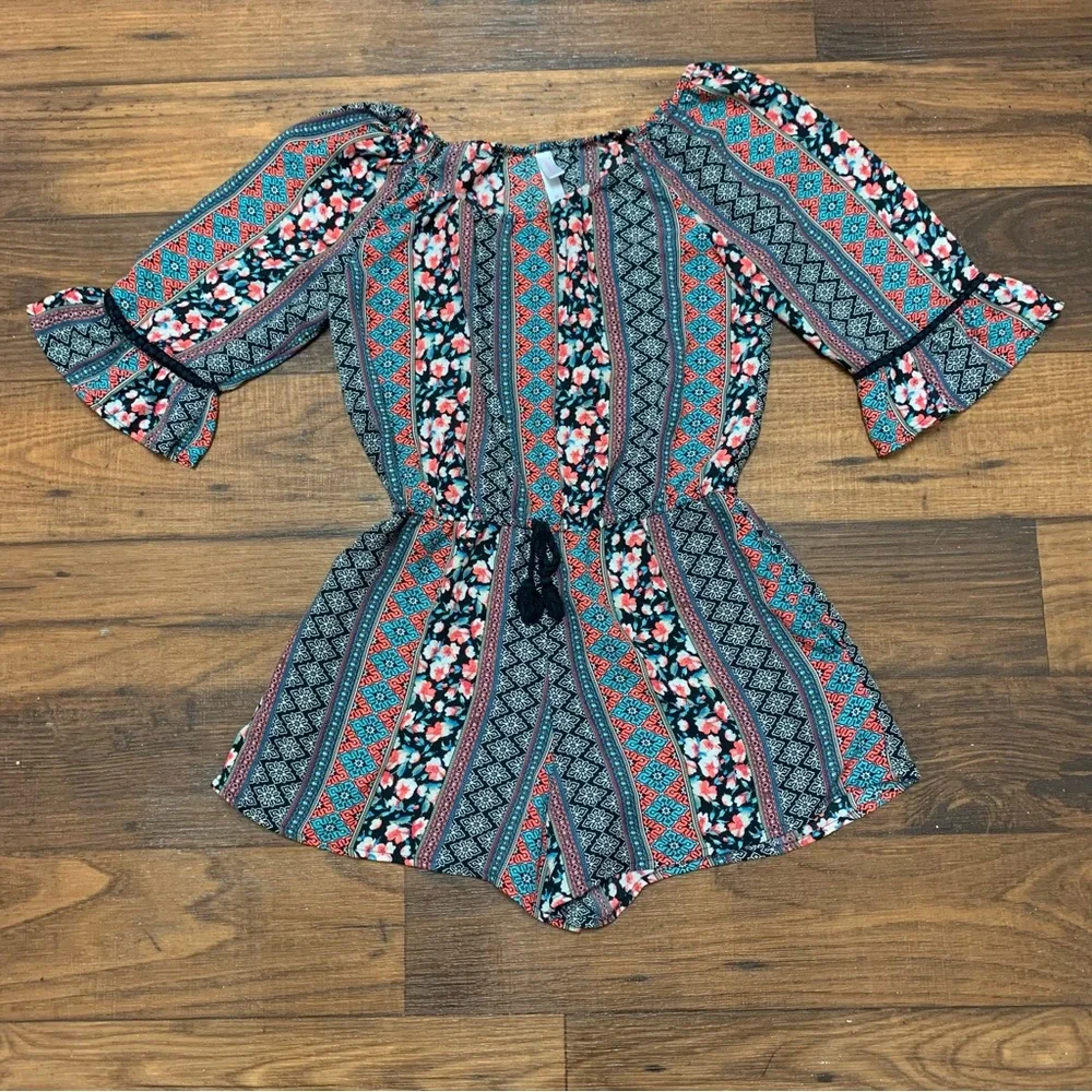 Xhilaration Girl's Multicolor Boho Romper Elastic Waist - Size M (7) W/Pockets